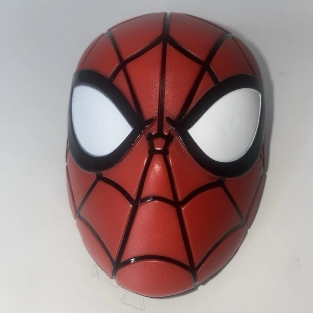 Marvel Spider-Man 3D Plug-In LED Night Light – Red Glow Used Tested & Working